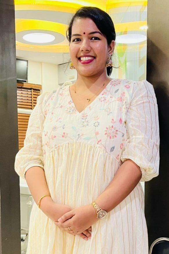 Dr Priyona John